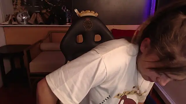 Kitten Cam online show from 09/21/25, 03:33