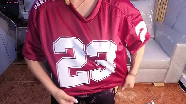 Kitten Cam online show from 04/14/26, 05:34