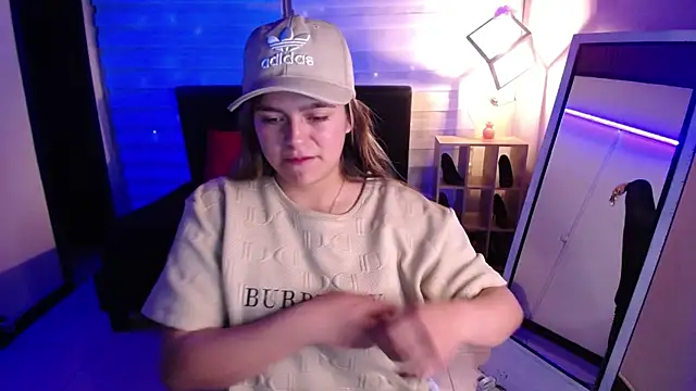 Kitten Cam online show from 11/07/25, 03:11