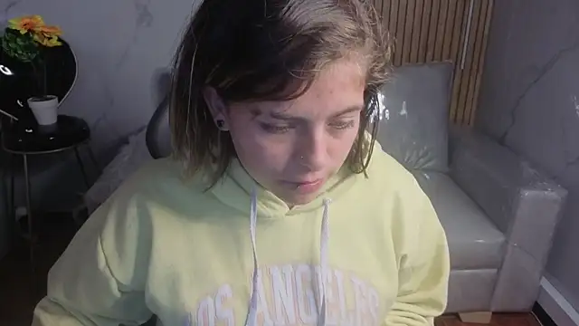 Kitten Cam online show from 03/04/26, 03:36