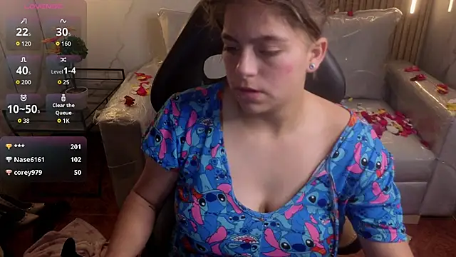 Snapshot of Kitten_Cam chatting on 02/14/26, 10:48 Kitten Cam online show from 02/14/26, 10:48