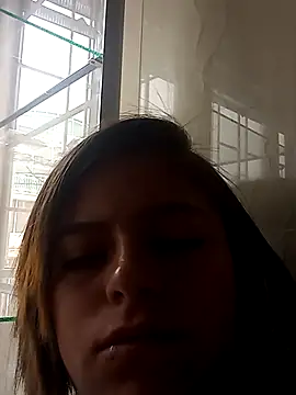 Kitten Cam online show from 04/13/26, 05:28