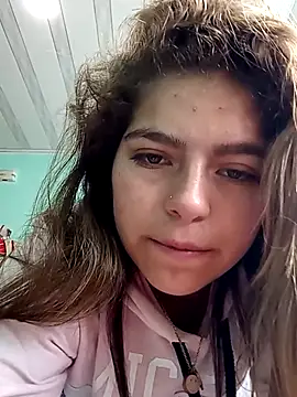 Kitten Cam online show from 11/17/25, 03:27