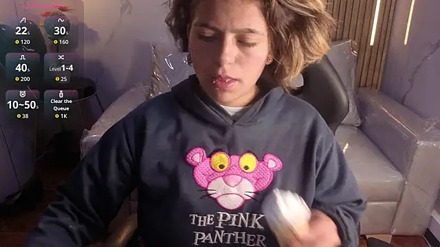 Kitten Cam online show from 04/12/26, 04:32