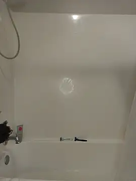 TattedMamaXOXO online show from 12/18/25, 04:44