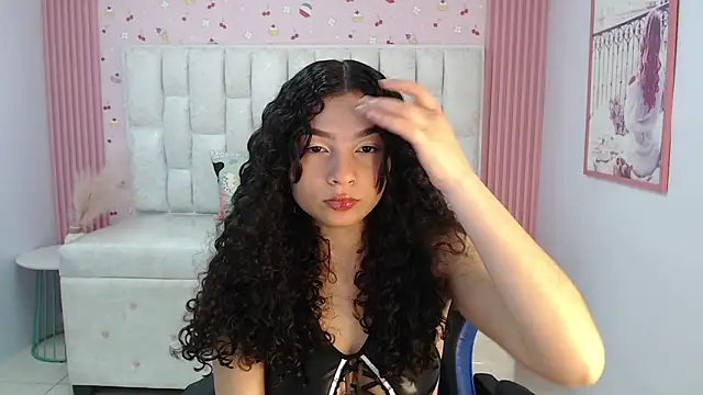 shalon diaz s online show from 09/12/25, 01:11