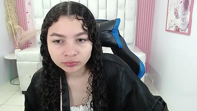 shalon diaz s online show from 11/29/25, 01:11