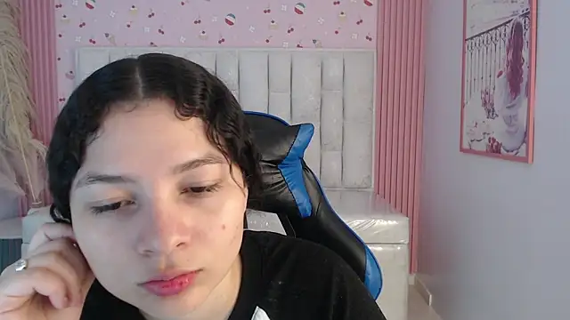 shalon diaz s online show from 12/05/25, 01:21