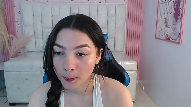 shalon diaz s online show from 11/13/25, 08:24