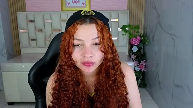 Snapshot of shalon_diaz_s chatting on 06/25/26, 05:12 shalon diaz s online show from 06/25/26, 05:12
