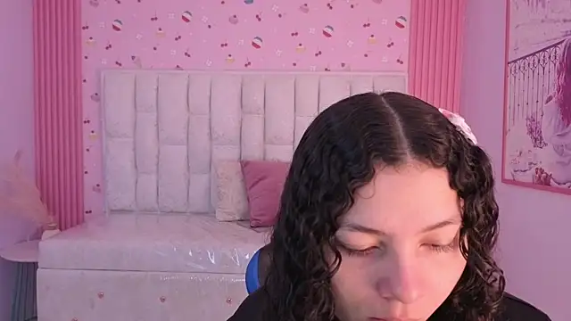 shalon diaz s online show from 02/13/26, 01:22