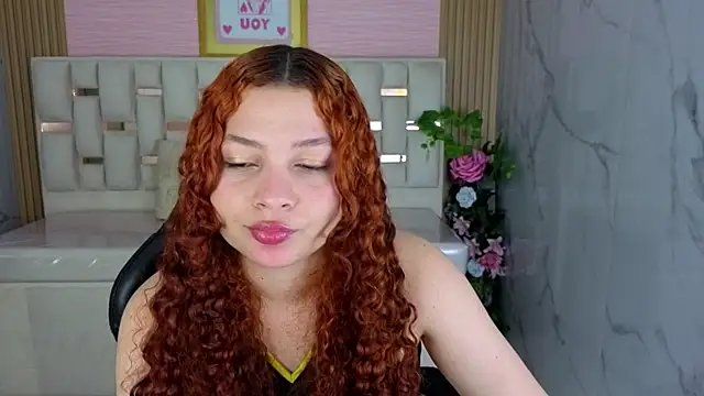 Snapshot of shalon_diaz_s chatting on 06/25/26, 03:04 shalon diaz s online show from 06/25/26, 03:04