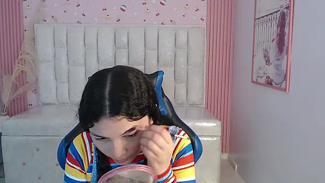 shalon diaz s online show from 10/16/25, 01:30