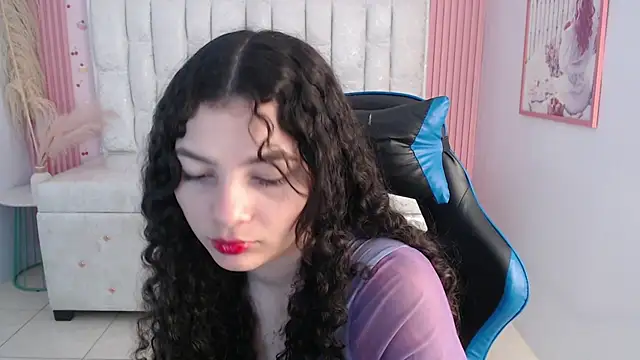 shalon diaz s online show from 11/24/25, 01:11