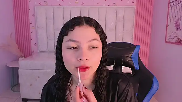 shalon diaz s online show from 02/14/26, 01:11