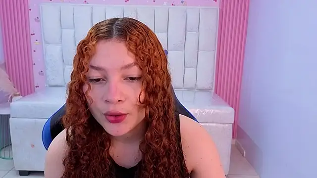 Snapshot of shalon_diaz_s chatting on 06/17/26, 01:10 shalon diaz s online show from 06/17/26, 01:10