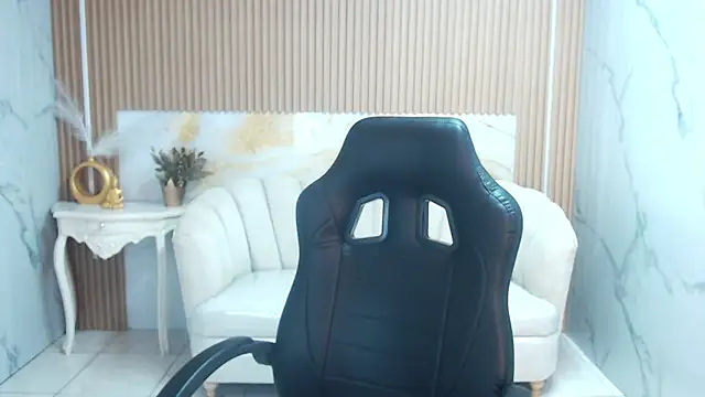 shalon diaz s online show from 04/11/26, 01:24