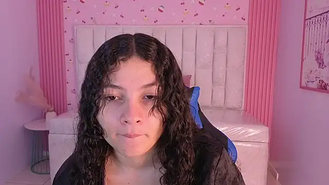 shalon diaz s online show from 02/12/26, 01:11