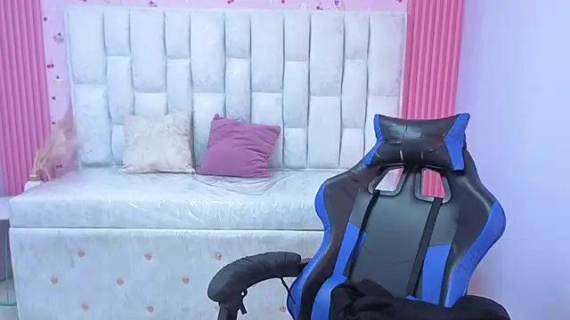 shalon diaz s online show from 02/23/26, 01:01