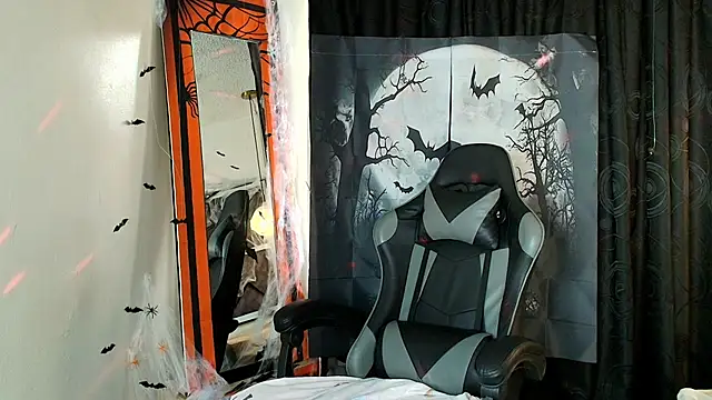 MysticMature online show from 10/30/25, 02:47