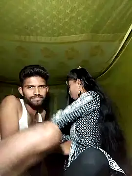 Hot couple 1 online show from 03/18/25, 05:23