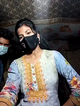 Hot couple 1 online show from 03/07/25, 03:49