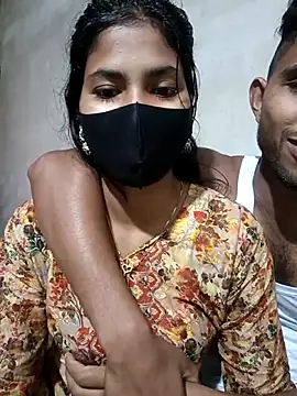 Hot couple 1 online show from 03/21/26, 11:36