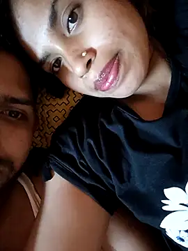 Hot couple 1 online show from 04/12/26, 05:38