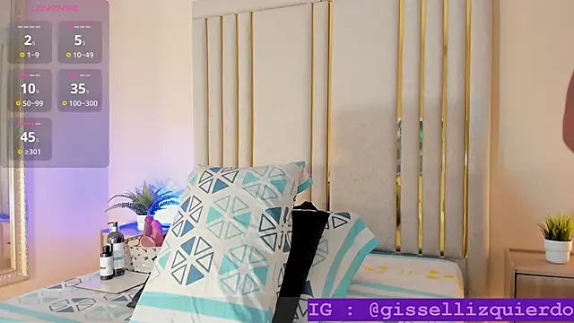 Snapshot of Liincostelloo chatting on 09/25/25, 12:11 Liincostelloo online show from 09/25/25, 12:11