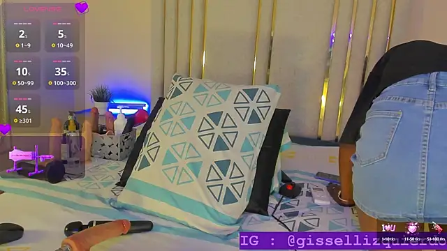 Snapshot of Liincostelloo chatting on 10/04/25, 07:48 Liincostelloo online show from 10/04/25, 07:48