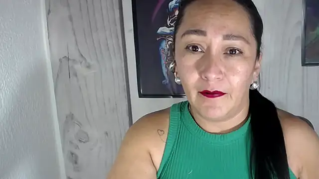 JULIANAWET69 online show from 10/16/25, 01:03