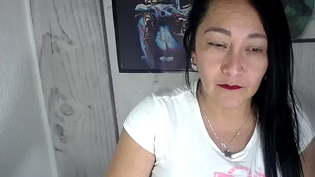 JULIANAWET69 online show from 11/25/25, 12:33