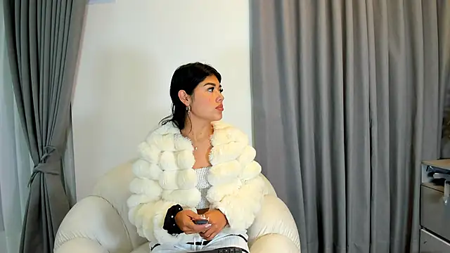 1lubonnie online show from 02/18/25, 01:54