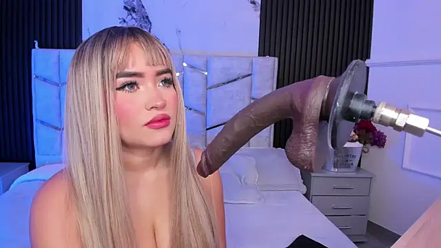 Snapshot of Gigidoll chatting on 11/18/25, 11:57 Gigidoll online show from 11/18/25, 11:57