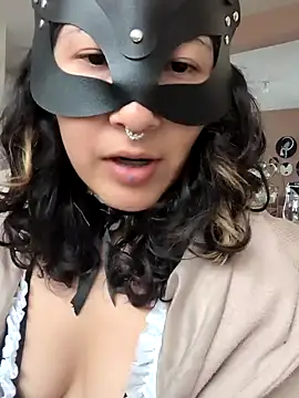 GinnyDelice online show from 01/25/25, 08:00