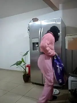 GinnyDelice online show from 02/21/25, 03:01