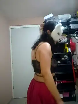 GinnyDelice online show from 02/02/25, 04:05