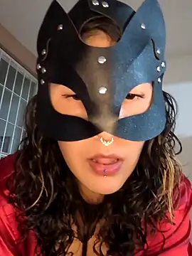 GinnyDelice online show from 01/20/25, 03:26