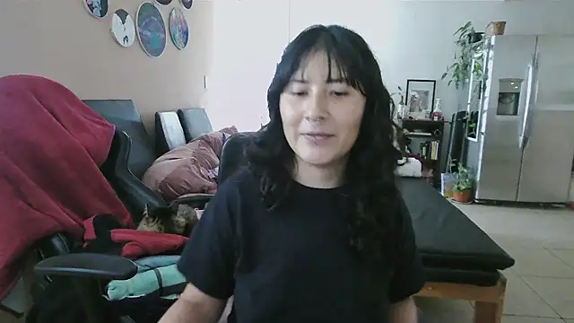 GinnyDelice online show from 10/04/25, 10:44