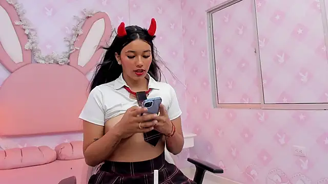 LIA SWAN  online show from 02/14/26, 03:51