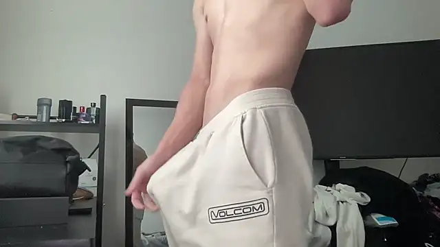 Snapshot of ryan_28747 chatting on 02/16/26, 07:56 ryan 28747 online show from 02/16/26, 07:56