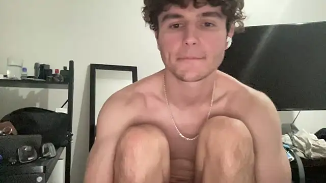 Snapshot of ryan_28747 chatting on 02/07/26, 04:42 ryan 28747 online show from 02/07/26, 04:42