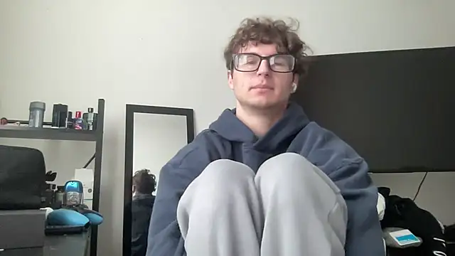 Snapshot of ryan_28747 chatting on 02/18/26, 08:16 ryan 28747 online show from 02/18/26, 08:16