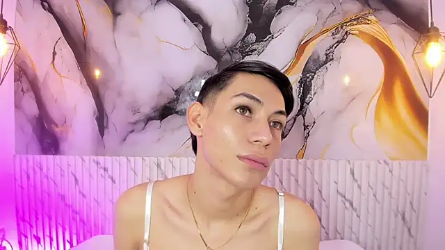 Snapshot of JackeOwens chatting on 10/25/25, 12:39 JackeOwens online show from 10/25/25, 12:39