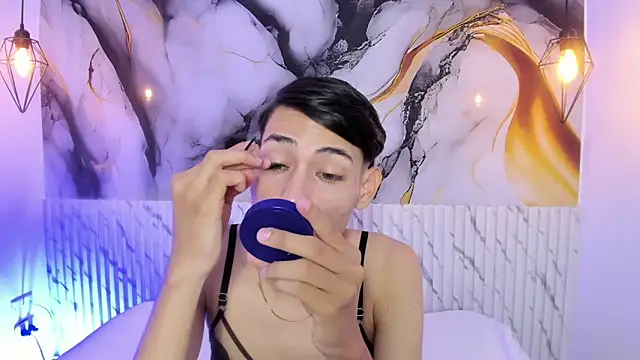 Snapshot of JackeOwens chatting on 10/22/25, 12:15 JackeOwens online show from 10/22/25, 12:15