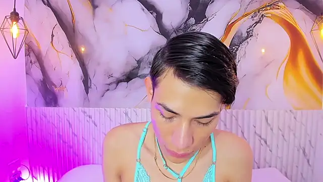 Snapshot of JackeOwens chatting on 11/11/25, 11:49 JackeOwens online show from 11/11/25, 11:49