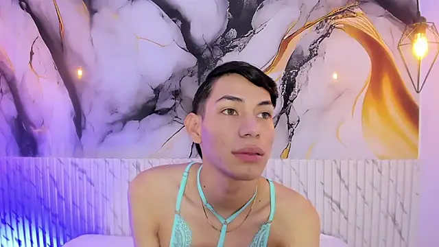 Snapshot of JackeOwens chatting on 10/28/25, 12:04 JackeOwens online show from 10/28/25, 12:04