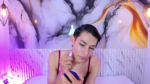 Snapshot of JackeOwens chatting on 11/12/25, 11:47 JackeOwens online show from 11/12/25, 11:47