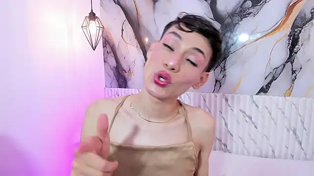 Snapshot of JackeOwens chatting on 12/14/25, 01:28 JackeOwens online show from 12/14/25, 01:28