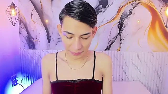 Snapshot of JackeOwens chatting on 11/24/25, 12:05 JackeOwens online show from 11/24/25, 12:05